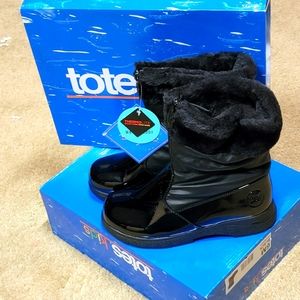 NWT Size 6 Totes Waterproof Winter Boots